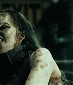 isabellucasfancom_daybreakers_screencaps_0250.jpg