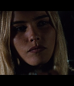 isabellucasfancom_reddawn_0197.jpg