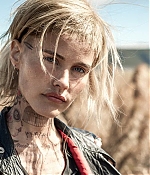 isabellucasfancom_theosirischild_0002.jpg