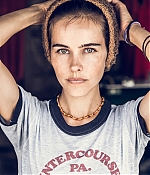 isabellucasfancom_photoshoot_002.jpg