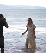 isabellucasfancom_photoshootsbts_084.jpg