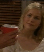 isabellucasfancom_homeandaway_027.jpg