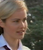 isabellucasfancom_homeandaway_017.jpg