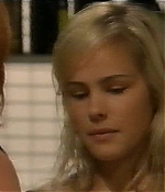 isabellucasfancom_homeandaway_036.jpg