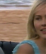 isabellucasfancom_homeandaway_074.jpg