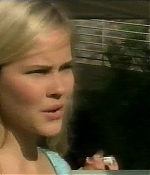 isabellucasfancom_homeandaway_087.jpg