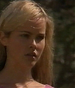 isabellucasfancom_homeandaway_020.jpg