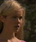 isabellucasfancom_homeandaway_021.jpg