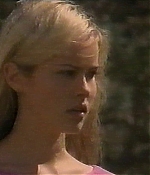 isabellucasfancom_homeandaway_024.jpg