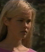 isabellucasfancom_homeandaway_027.jpg