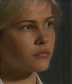 isabellucasfancom_homeandaway_072.jpg