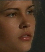 isabellucasfancom_homeandaway_073.jpg