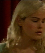 isabellucasfancom_homeandaway_005.jpg