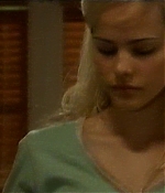 isabellucasfancom_homeandaway_037.jpg