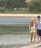 isabellucasfancom_homeandaway_075.jpg