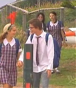 isabellucasfancom_homeandaway_0111.jpg