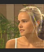 isabellucasfancom_homeandaway_0063.jpg