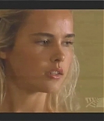 isabellucasfancom_homeandaway_0298.jpg