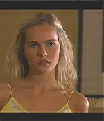 isabellucasfancom_homeandaway_0306.jpg