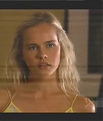 isabellucasfancom_homeandaway_0310.jpg