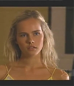 isabellucasfancom_homeandaway_0311.jpg