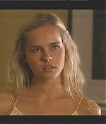 isabellucasfancom_homeandaway_0314.jpg