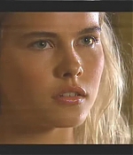 isabellucasfancom_homeandaway_0323.jpg