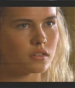 isabellucasfancom_homeandaway_0325.jpg