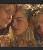 isabellucasfancom_homeandaway_0439.jpg