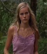 isabellucasfancom_homeandaway_0002.jpg