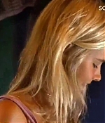 isabellucasfancom_homeandaway_0053.jpg