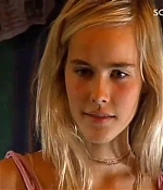 isabellucasfancom_homeandaway_0068.jpg