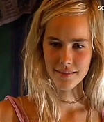 isabellucasfancom_homeandaway_0069.jpg