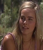 isabellucasfancom_homeandaway_0081.jpg