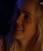 isabellucasfancom_homeandaway_0112.jpg