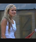 isabellucasfancom_homeandaway_0026.jpg