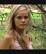 isabellucasfancom_homeandaway_0088.jpg