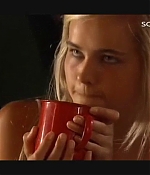 isabellucasfancom_homeandaway_0131.jpg