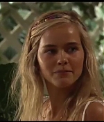 isabellucasfancom_homeandaway_052.jpg