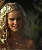 isabellucasfancom_homeandaway_305.jpg