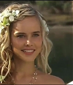 isabellucasfancom_homeandaway_313.jpg