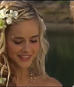 isabellucasfancom_homeandaway_386.jpg