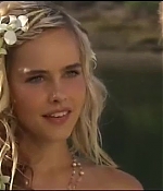 isabellucasfancom_homeandaway_398.jpg