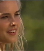 isabellucasfancom_homeandaway_458.jpg