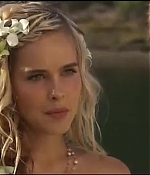 isabellucasfancom_homeandaway_470.jpg