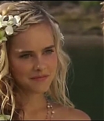 isabellucasfancom_homeandaway_477.jpg