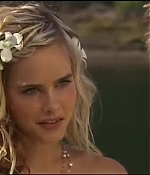 isabellucasfancom_homeandaway_479.jpg