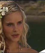 isabellucasfancom_homeandaway_503.jpg