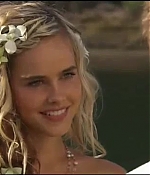 isabellucasfancom_homeandaway_511.jpg