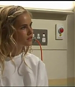 isabellucasfancom_homeandaway_716.jpg